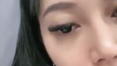 Bokep Indo Vcs Tante Jilbab Sange Colok Memek