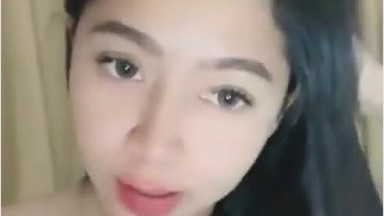 Bokep Indo Live Bebiayang Ngangkang Dildo Nikmat